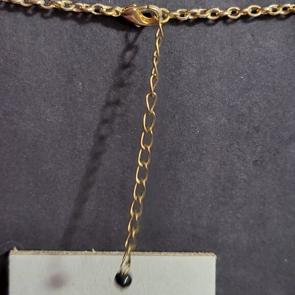 18" Bead, Stone, Chain Breastplate Fringe Necklace w/ 2" Design. - Picture 4 of 4